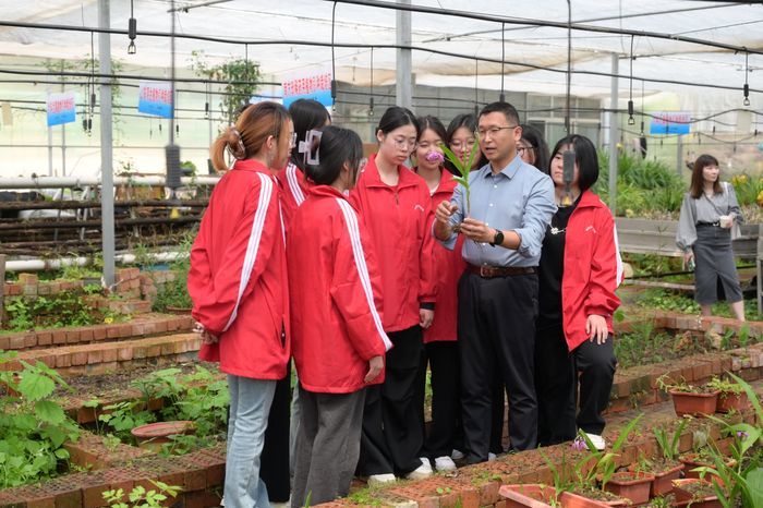 央媒走进济南聚焦“深化产教科融合，培育新质生产力”莱芜调研，助力万象城网页版高质量发展